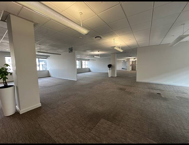 778M² OFFICE TO LET IN SANDTON CENTRAL